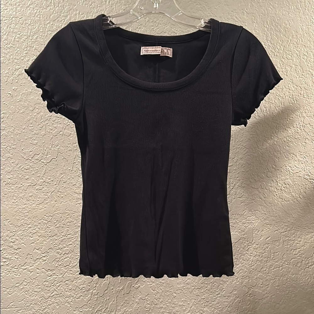 Abercrombie & Fitch Black Ribbed Fitted Short Sleeve Top